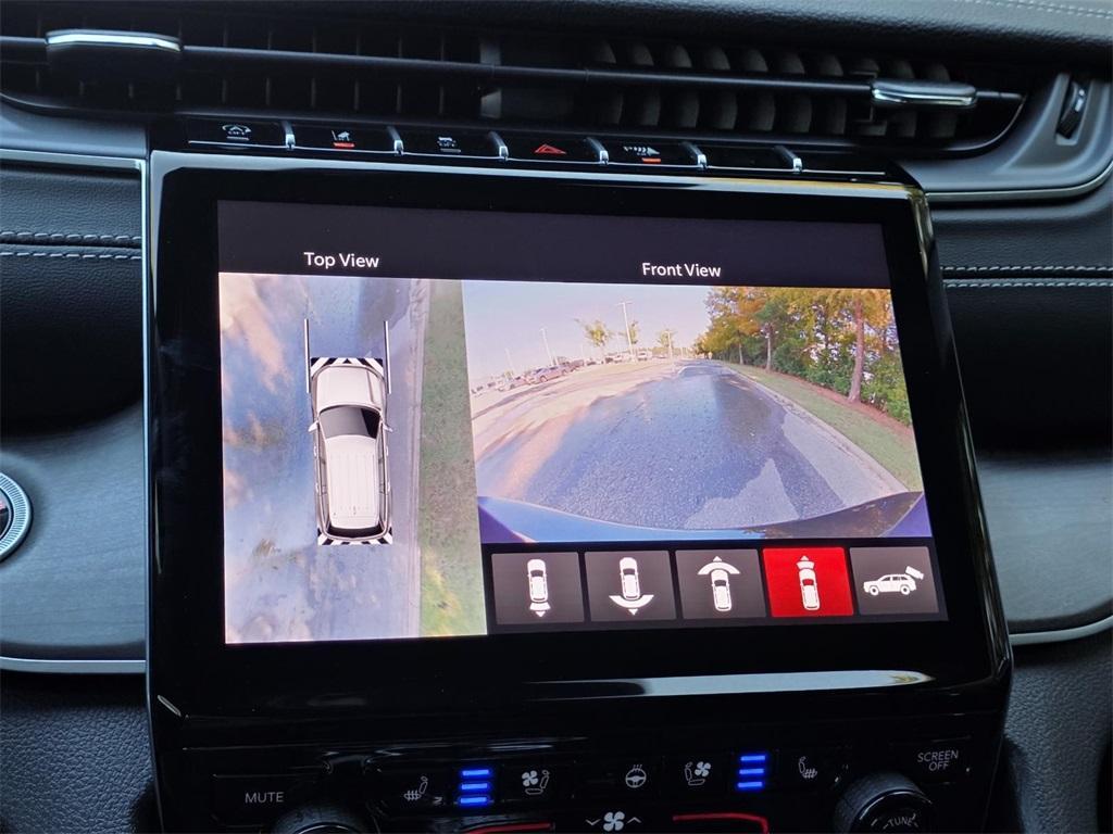 new 2025 Jeep Grand Cherokee car, priced at $52,905