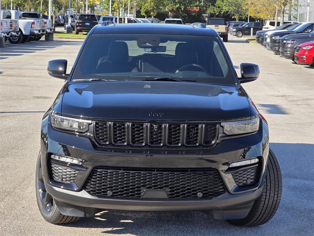 new 2025 Jeep Grand Cherokee car, priced at $52,905