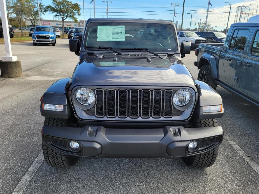 new 2025 Jeep Gladiator car, priced at $40,500