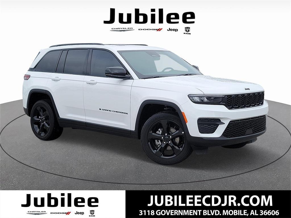 new 2025 Jeep Grand Cherokee car, priced at $42,189