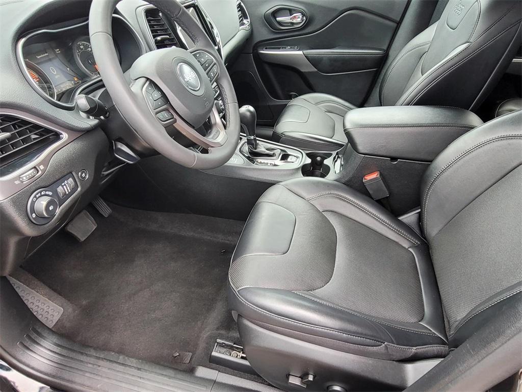 used 2022 Jeep Cherokee car, priced at $27,408