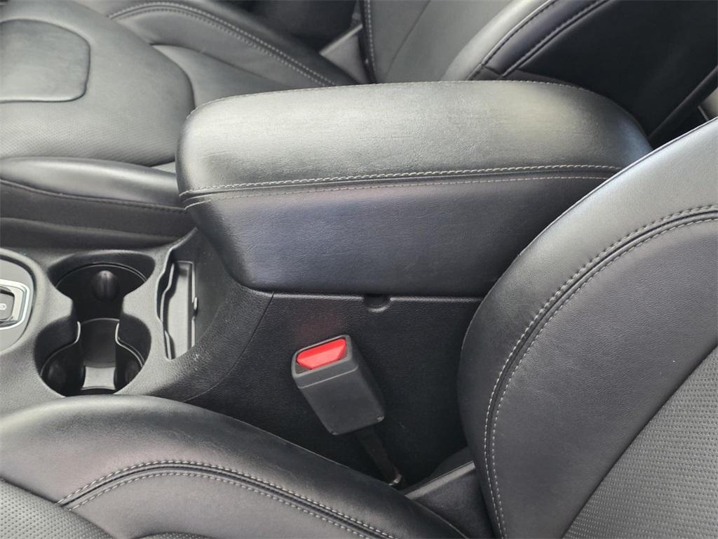used 2022 Jeep Cherokee car, priced at $21,916