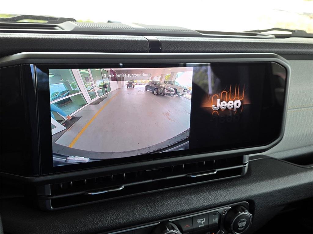 new 2025 Jeep Wrangler car, priced at $40,440