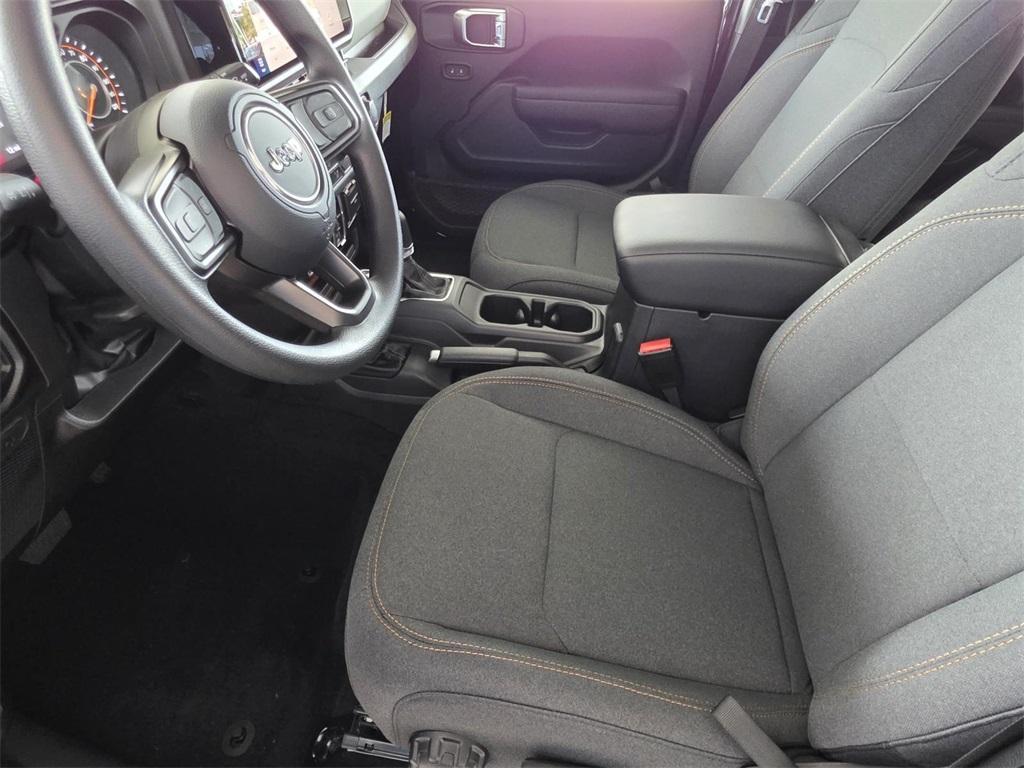 new 2025 Jeep Wrangler car, priced at $40,440