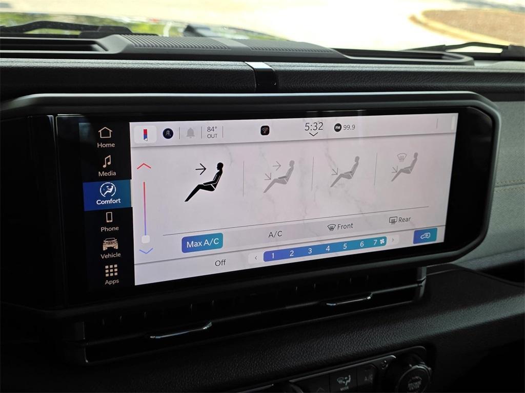 new 2025 Jeep Wrangler car, priced at $40,440