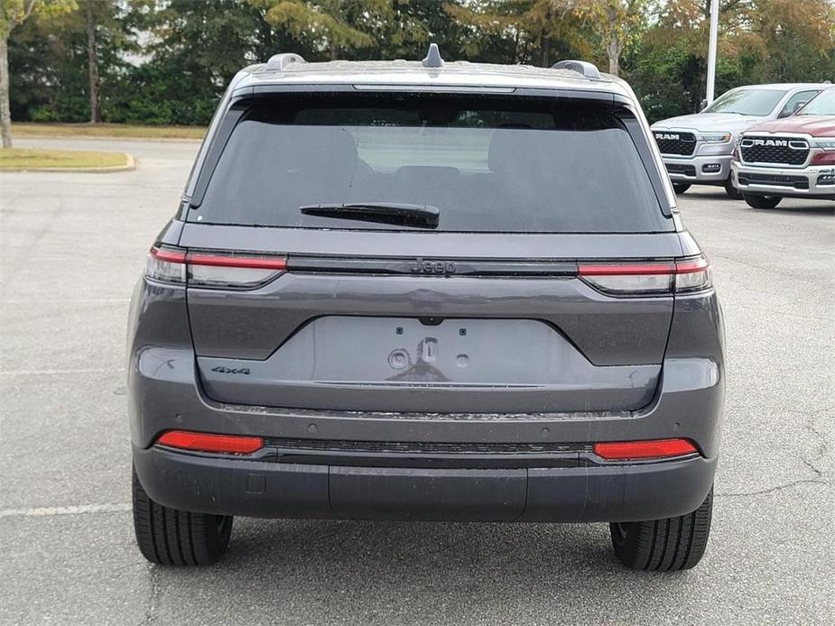 new 2025 Jeep Grand Cherokee car, priced at $43,761