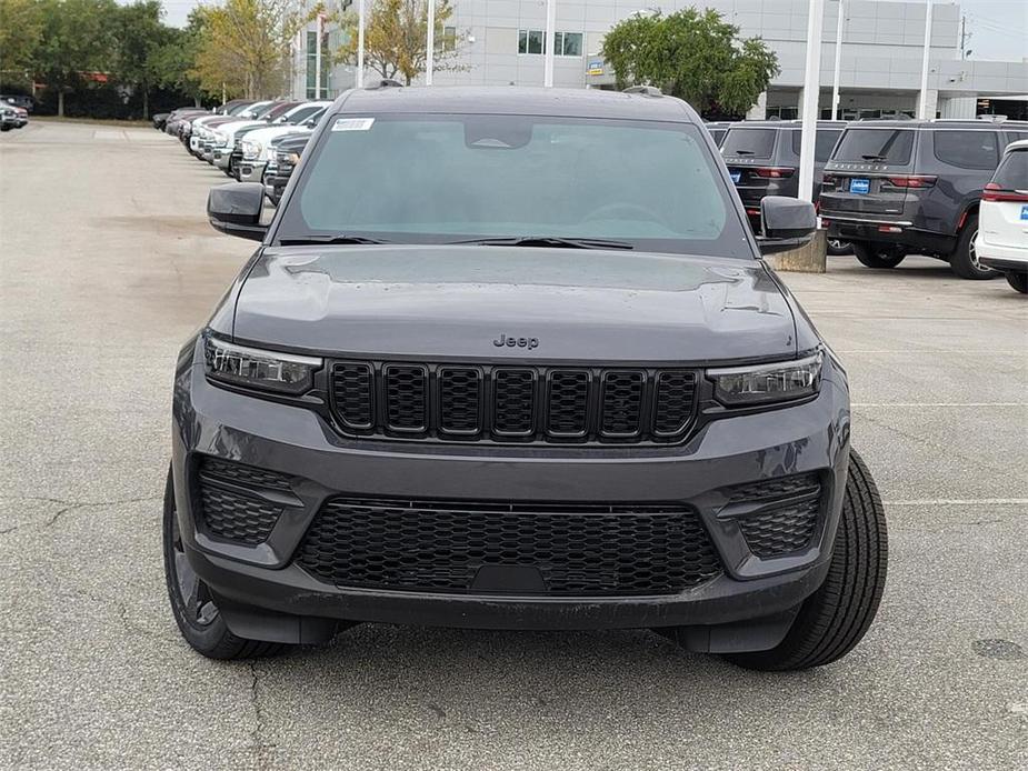 new 2025 Jeep Grand Cherokee car, priced at $43,761