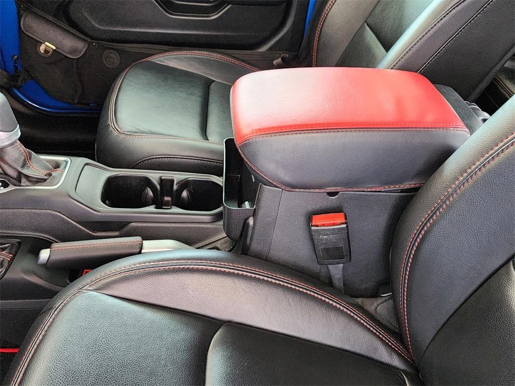 used 2022 Jeep Gladiator car, priced at $38,009