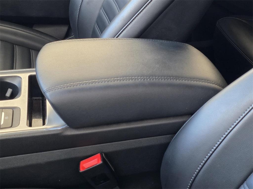 used 2022 Ford Edge car, priced at $24,977