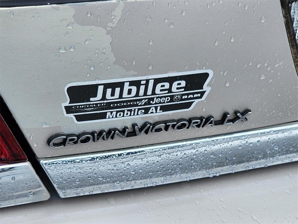 used 2008 Ford Crown Victoria car, priced at $6,914