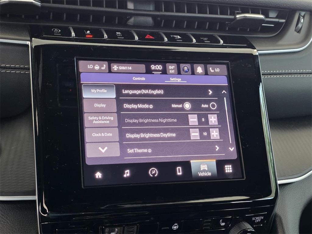 new 2025 Jeep Grand Cherokee L car, priced at $51,370