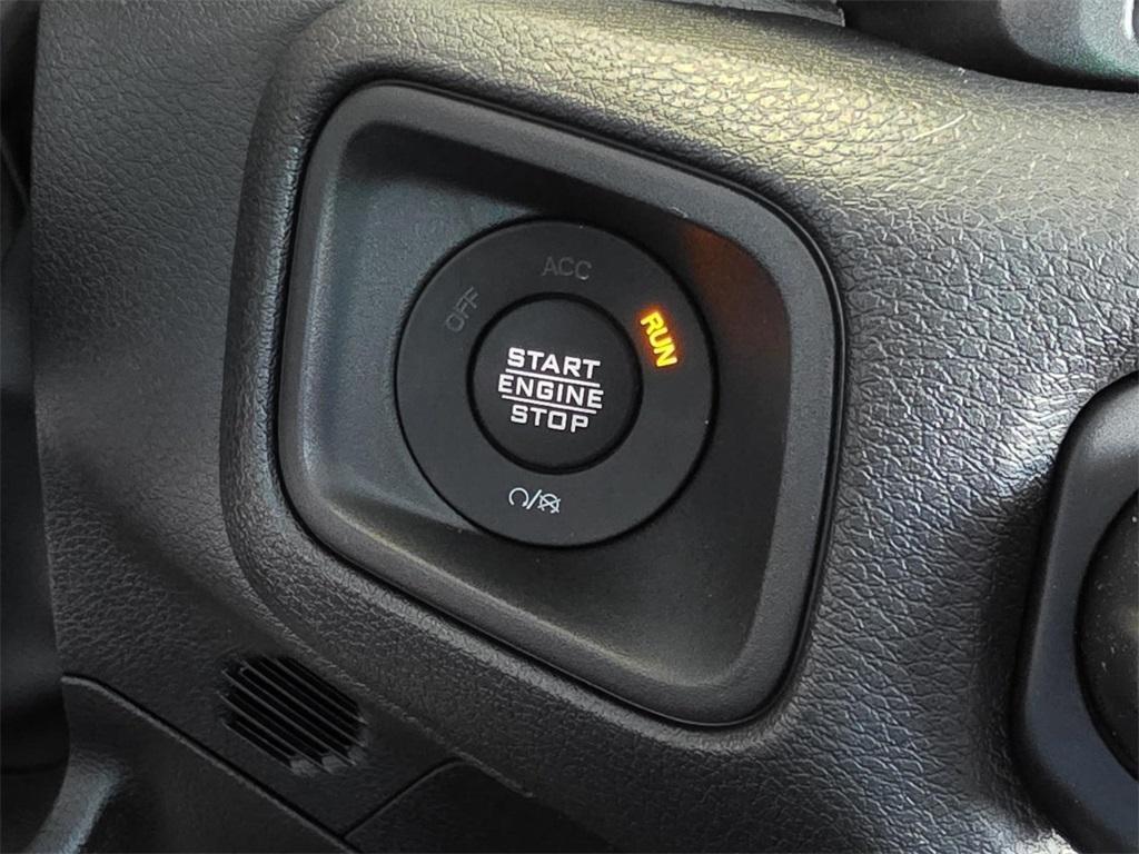 new 2025 Jeep Wrangler car, priced at $37,341