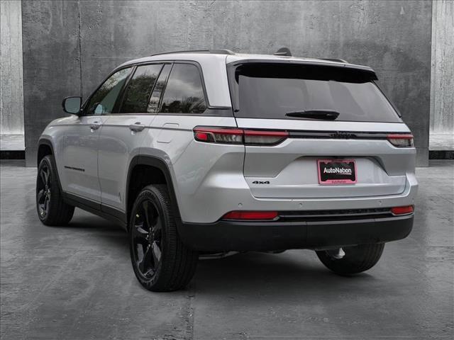 new 2025 Jeep Grand Cherokee car, priced at $46,670