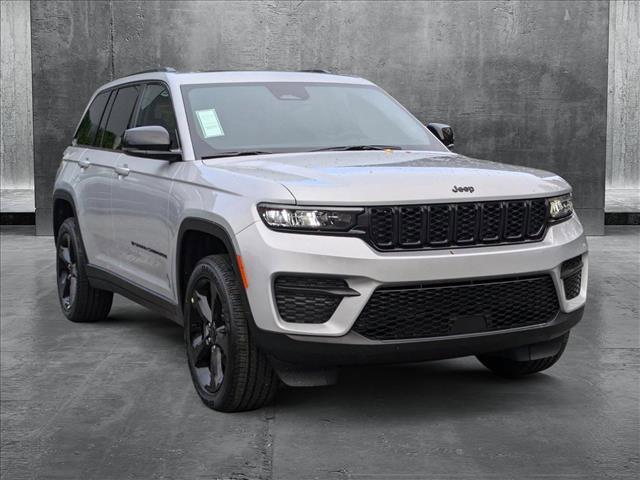 new 2025 Jeep Grand Cherokee car, priced at $46,670