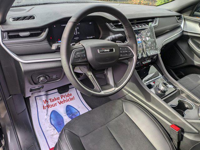 new 2025 Jeep Grand Cherokee car, priced at $48,170