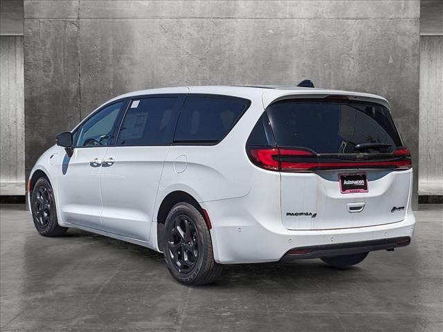 new 2023 Chrysler Pacifica Hybrid car, priced at $49,890