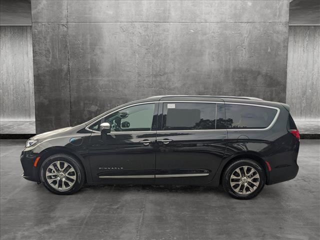 new 2023 Chrysler Pacifica Hybrid car, priced at $53,095