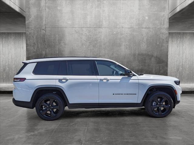 new 2024 Jeep Grand Cherokee L car, priced at $46,195