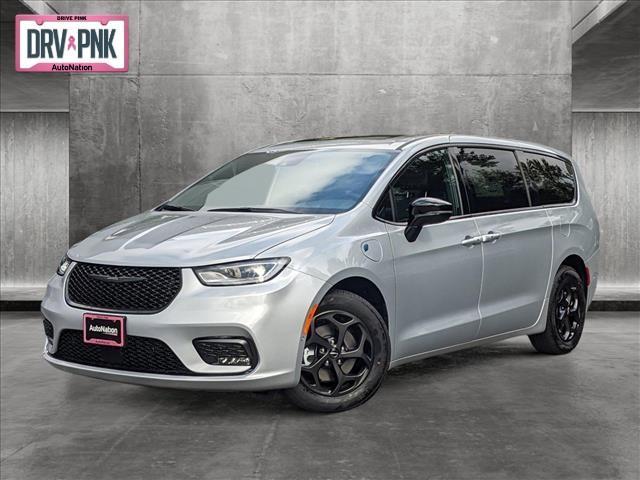 new 2023 Chrysler Pacifica Hybrid car, priced at $47,991