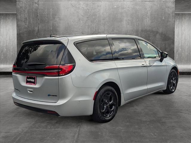 new 2023 Chrysler Pacifica Hybrid car, priced at $48,865