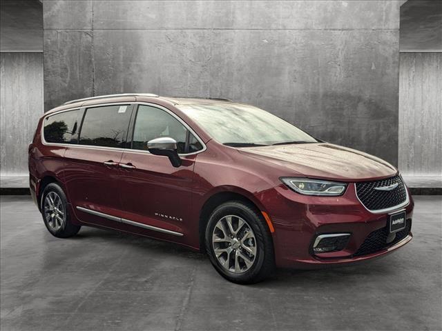 new 2023 Chrysler Pacifica car, priced at $62,885