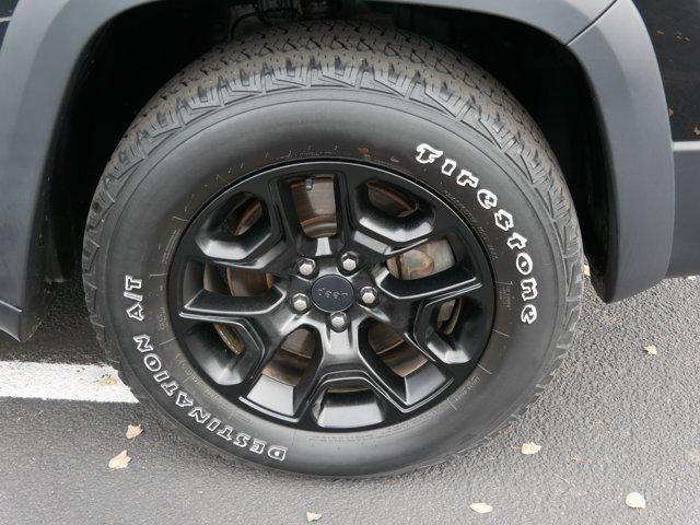 used 2019 Jeep Cherokee car, priced at $18,888