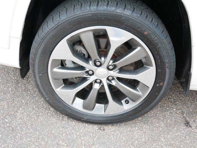 used 2019 Jeep Cherokee car, priced at $21,799