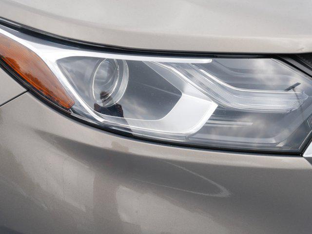 used 2018 Chevrolet Equinox car, priced at $10,999