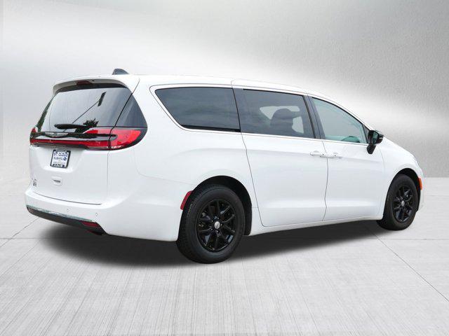 used 2024 Chrysler Pacifica car, priced at $32,222