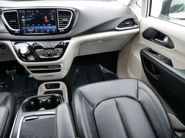 used 2024 Chrysler Pacifica car, priced at $32,222