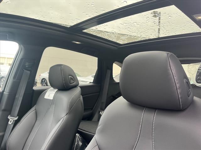 new 2025 Acura RDX car, priced at $46,050