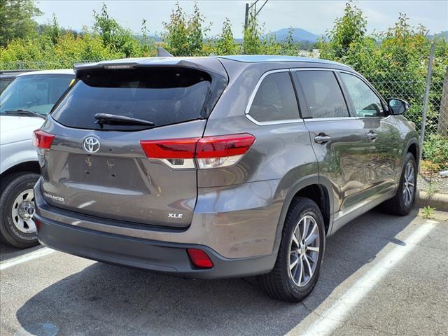 used 2019 Toyota Highlander car, priced at $22,865
