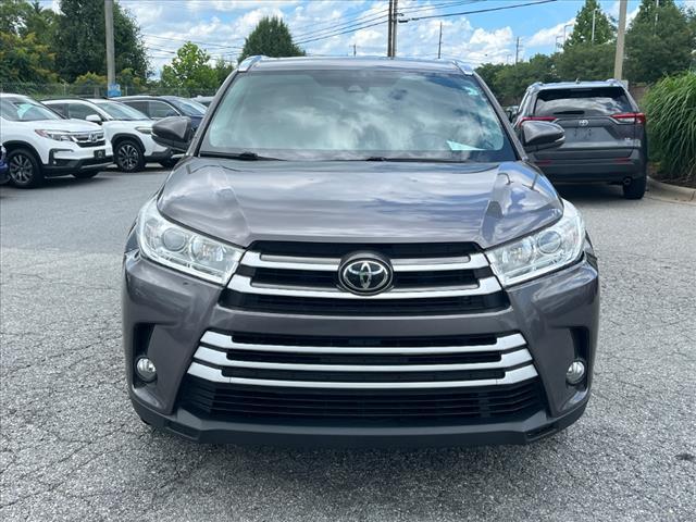 used 2019 Toyota Highlander car, priced at $21,470