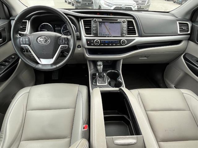 used 2019 Toyota Highlander car, priced at $21,470