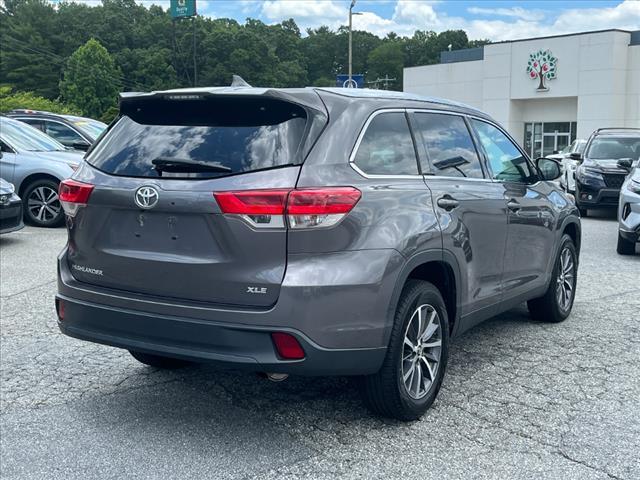 used 2019 Toyota Highlander car, priced at $21,470