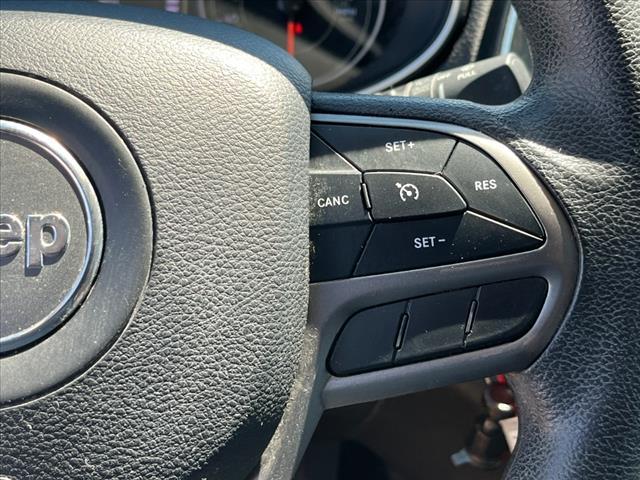 used 2019 Jeep Cherokee car, priced at $13,773