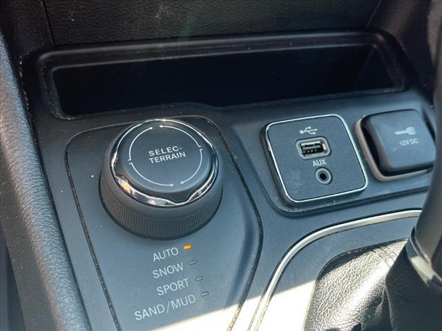 used 2019 Jeep Cherokee car, priced at $13,773