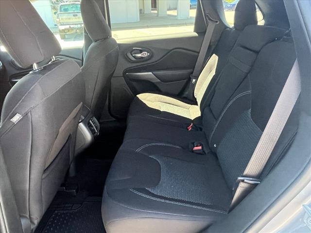 used 2019 Jeep Cherokee car, priced at $13,773