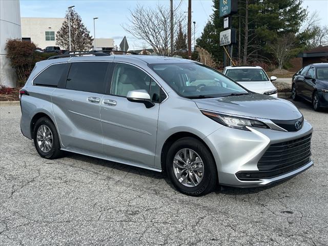 used 2023 Toyota Sienna car, priced at $42,880