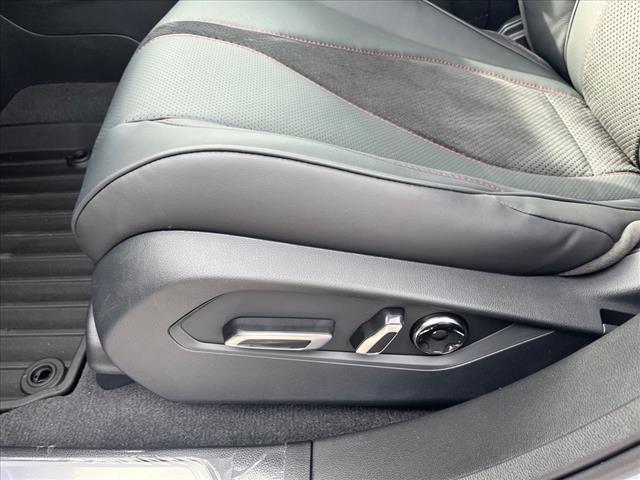 new 2026 Acura RDX car, priced at $52,650