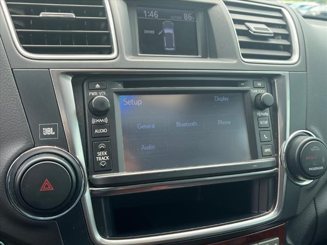 used 2013 Toyota Highlander car, priced at $13,501