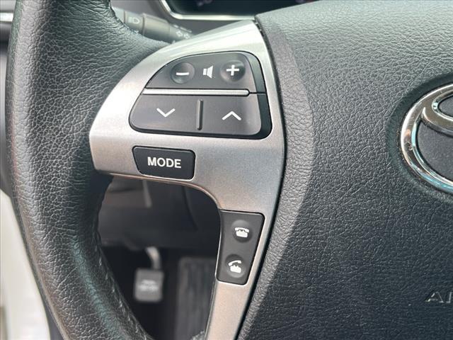 used 2013 Toyota Highlander car, priced at $13,501