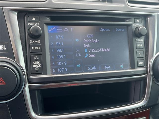 used 2013 Toyota Highlander car, priced at $13,501