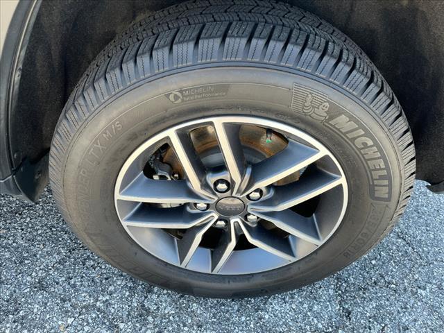 used 2020 Jeep Grand Cherokee car, priced at $24,981