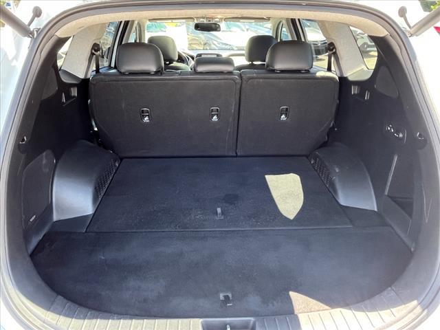used 2020 Hyundai Santa Fe car, priced at $16,323