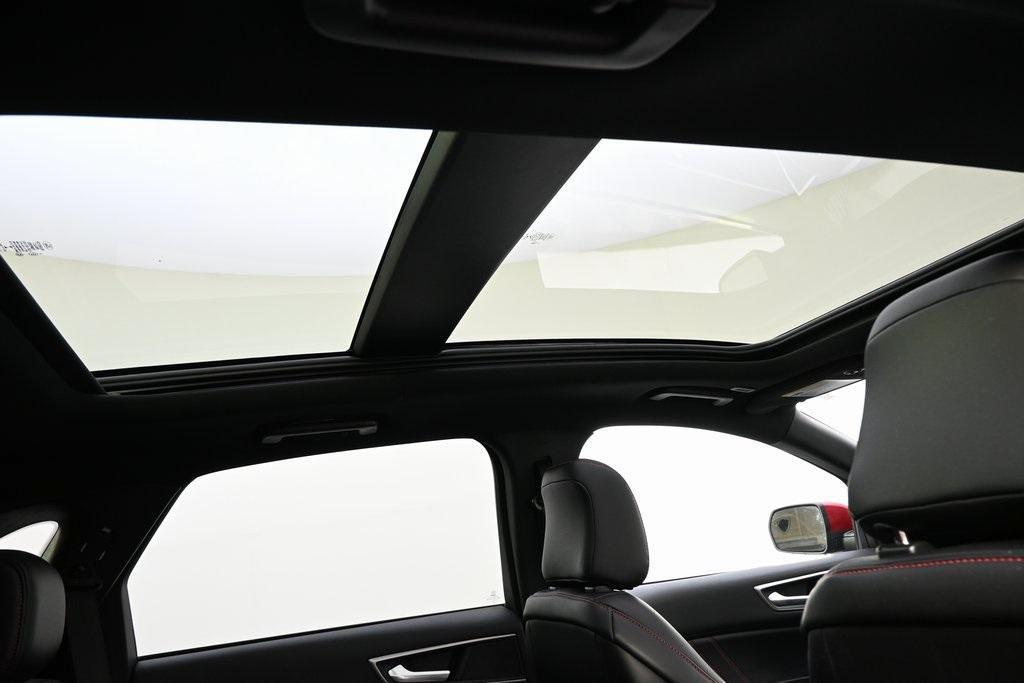 used 2022 Ford Edge car, priced at $23,900