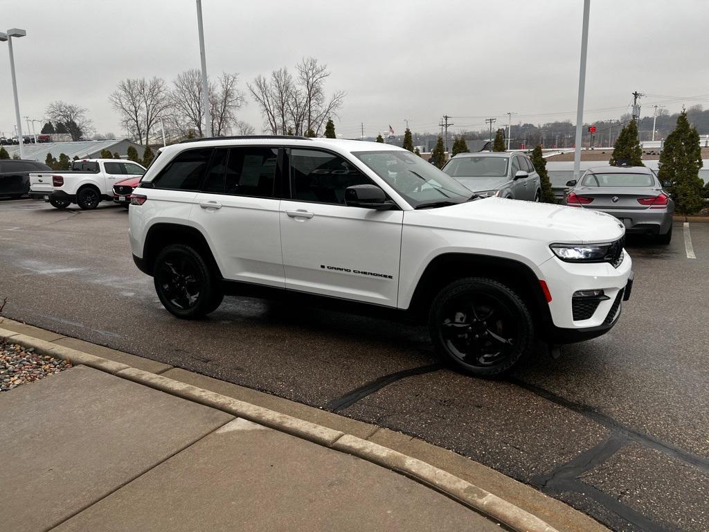 used 2023 Jeep Grand Cherokee car, priced at $33,488