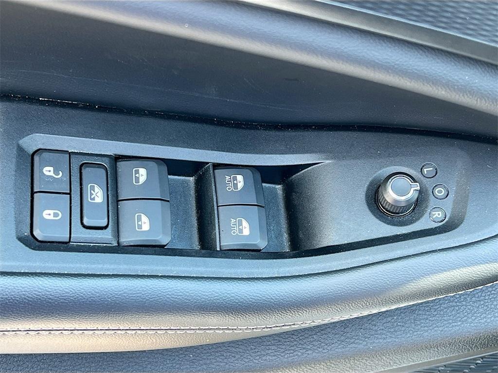 used 2023 Jeep Grand Cherokee L car, priced at $26,990