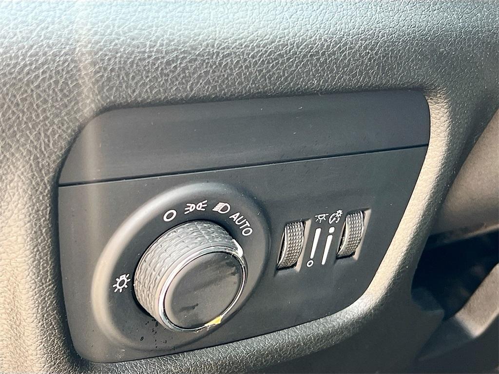 used 2023 Jeep Grand Cherokee L car, priced at $26,990