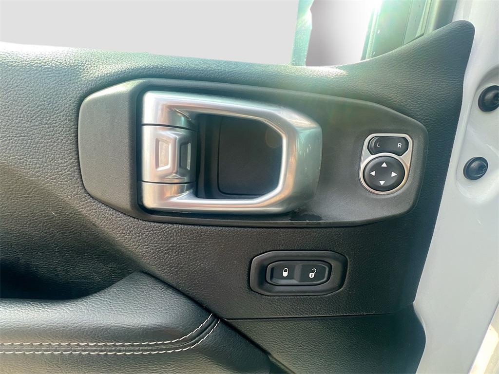 used 2020 Jeep Wrangler Unlimited car, priced at $29,990
